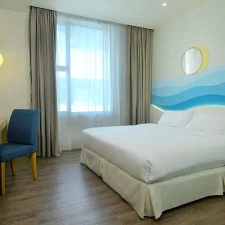 Oceania Hotel